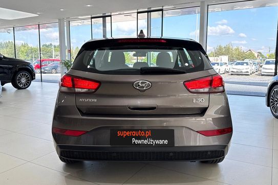Hyundai i30 1.5 DPI Classic +