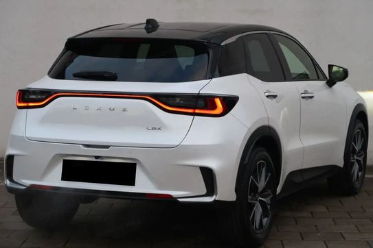 Lexus LBX Emotion 1.5 Hybrid