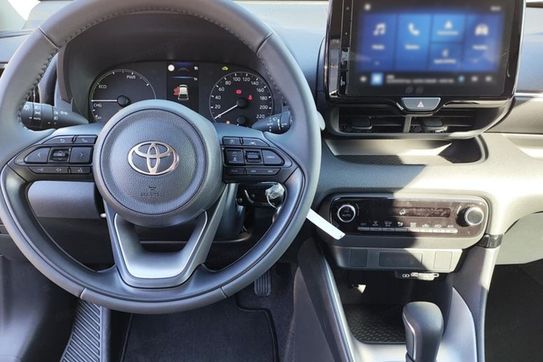 Toyota Yaris Comfort 1.5 Hybrid