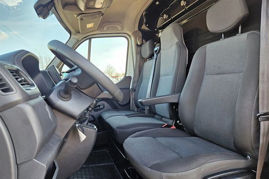 Renault Master L3H2 Zabudowa Warsztatowa