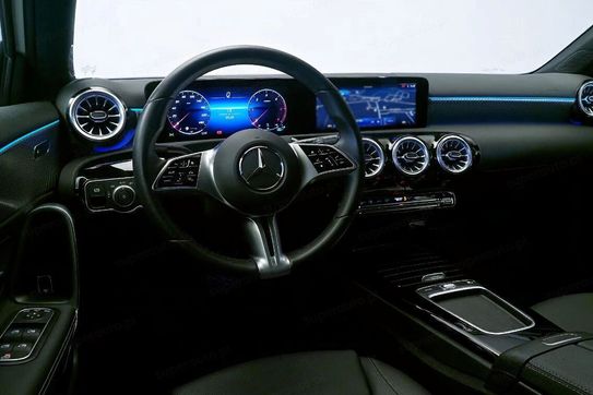 Mercedes Klasa A 200 d Progressive 8G-DCT