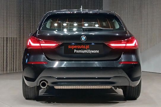 BMW Seria 1 118i Advantage