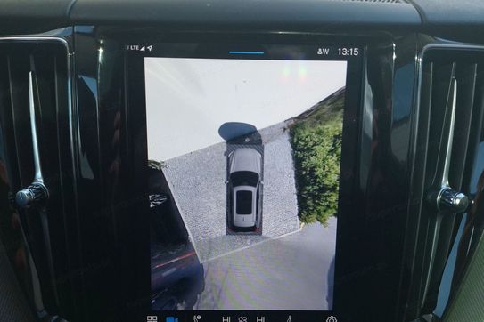 Volvo XC60 T8 Plug-In Hybrid AWD Plus Dark aut