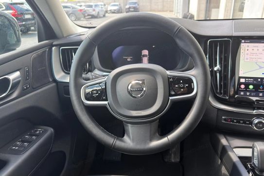 Volvo XC60 B5 B AWD Plus Dark