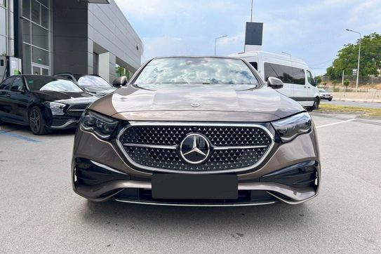 Mercedes E Klasa 200 4-Matic AMG