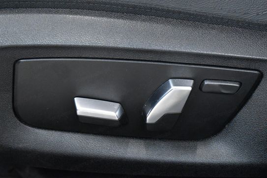 BMW Seria 5 520d xDrive M Sport mHEV aut