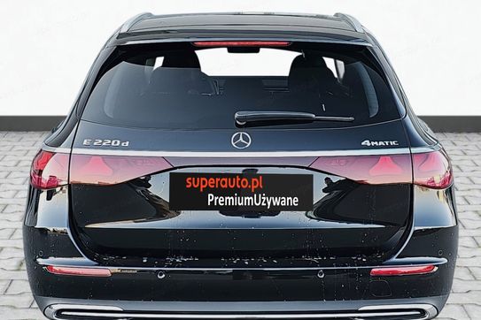 Mercedes Klasa E Kombi 220 d 4MATIC Avantgarde