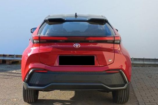 Toyota C-HR GR Sport 2.0 Hybrid Dynamic Force Plug-in