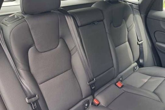 Volvo XC60 B5 B AWD Plus Dark