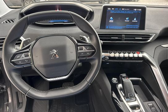 Peugeot 3008 Active Pack  1.2 PureTech S&S EAT8