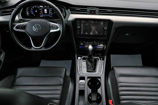 Volkswagen Passat 1.5 TSI EVO Elegance DSG