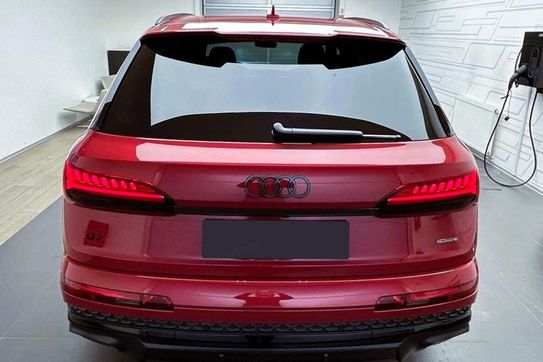 Audi Q7 TDI quattro S Line
