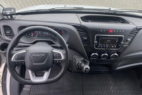 Iveco Daily 50C18 Kontener Chłodnia 8EP do -5°C + Winda