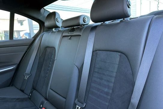 BMW Seria 3 318i M Sport
