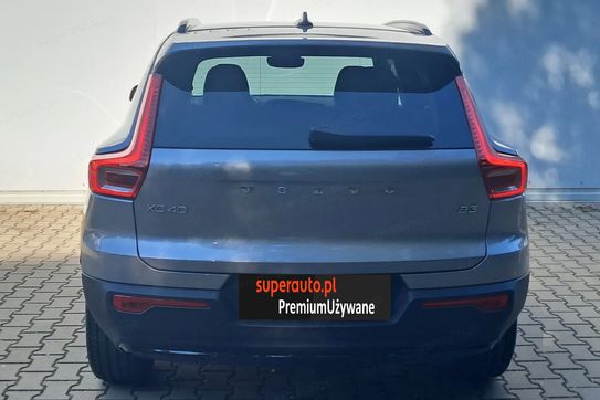 Volvo XC40 B3 Plus Dark