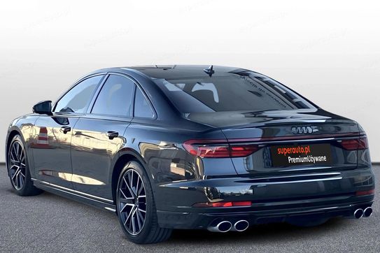 Audi A8 S8 TFSI quattro