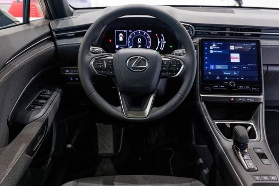 Lexus LBX Hybrid