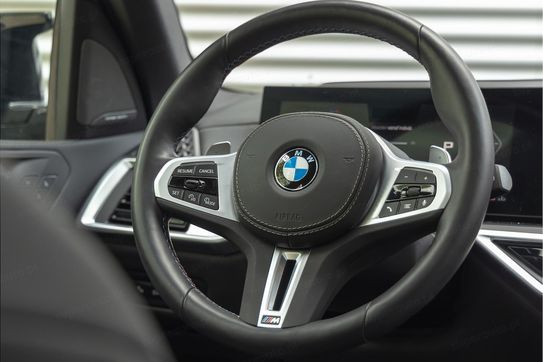 BMW X5 M60i xDrive