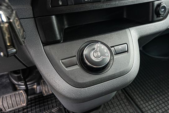 Opel Vivaro Extra Long L2H1 Enjoy A8