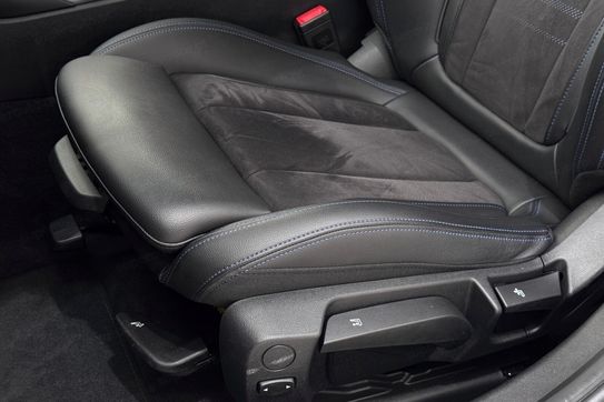 BMW Seria 3 Touring 330e xDrive M Sport