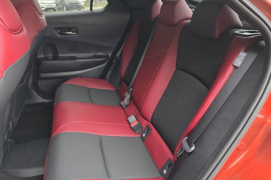 Toyota C-HR 2.0 PHEV Dynamic Force Tokyo Edition