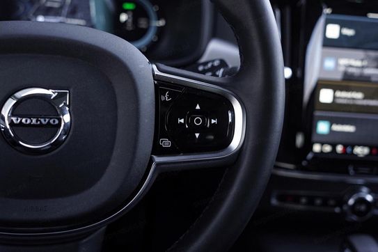 Volvo V90 T6 AWD Plug-In Hybrid Plus Dark