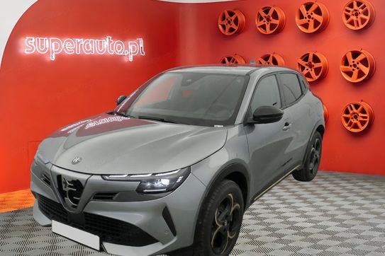 Alfa Romeo Junior Ibrida Intensa 1.2 mHEV EDCT6