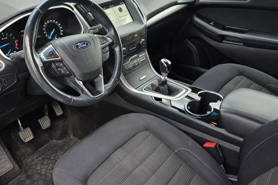 Ford Edge 2.0 TDCi 4WD Trend