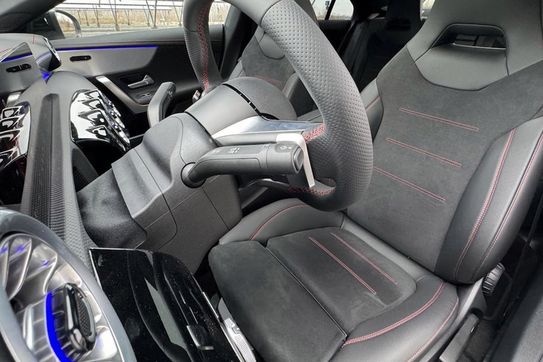 Mercedes CLA 200 AMG Line