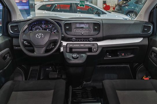 Toyota Proace Verso Long L2H1 Business AT