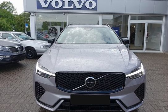 Volvo XC60 B5 B AWD Ultra Dark