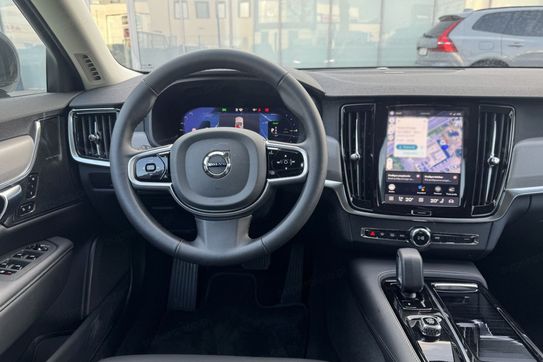 Volvo V90 T6 AWD Plug-In Hybrid Plus Dark aut