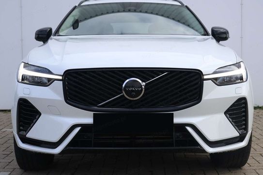 Volvo XC60 T6 Plug-In Hybrid AWD Ultra Dark