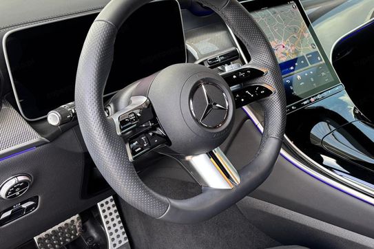 Mercedes GLC 200 4-Matic AMG Line