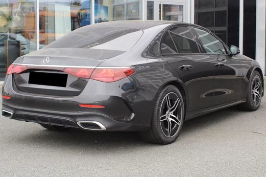 Mercedes Klasa E 200 4-Matic AMG
