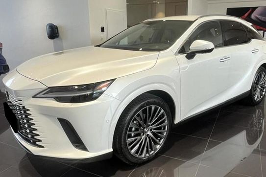Lexus RX 350h Omotenashi
