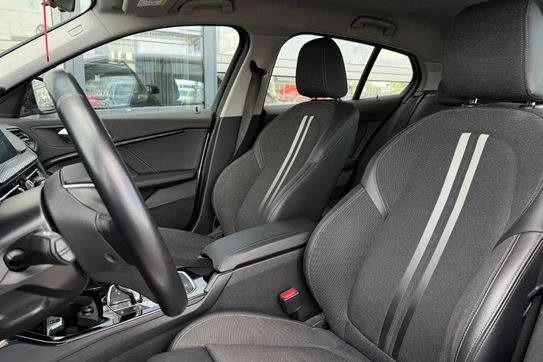BMW Seria 1 118d Sport Line