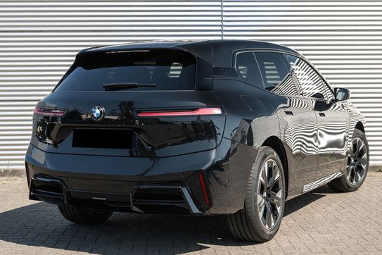BMW iX xDrive45 M Sport