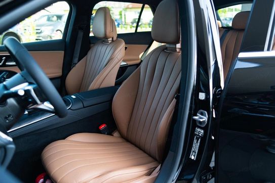 Mercedes Klasa E 220 d mHEV 4-Matic AMG 9G-Tronic