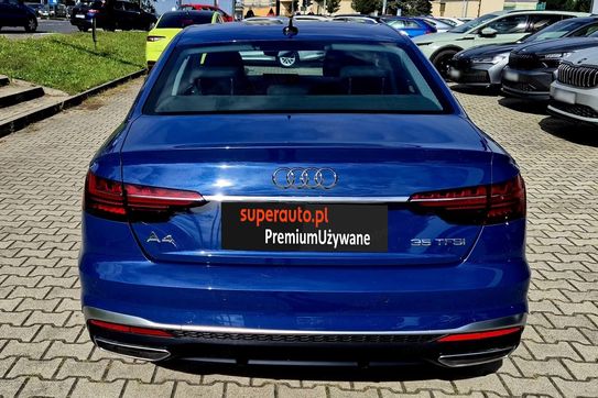 Audi A4 35 TFSI S Line