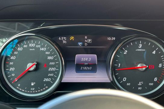 Mercedes Klasa E Kombi 220 d 4MATIC Exclusive