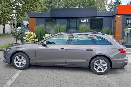 Audi A4 40 TDI Advanced S tronic