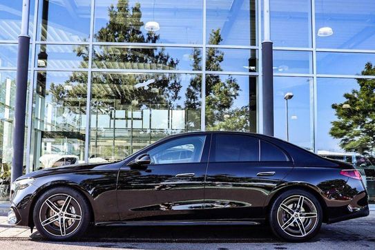 Mercedes Klasa E 220 d  4-Matic AMG