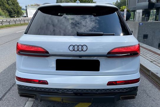 Audi Q7 50 TDI quattro S Line