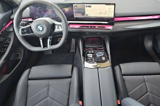 BMW Seria 5 530e xDrive M Sport