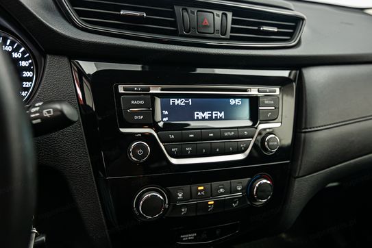 Nissan X-Trail 1.6 DIG-T Visia 2WD