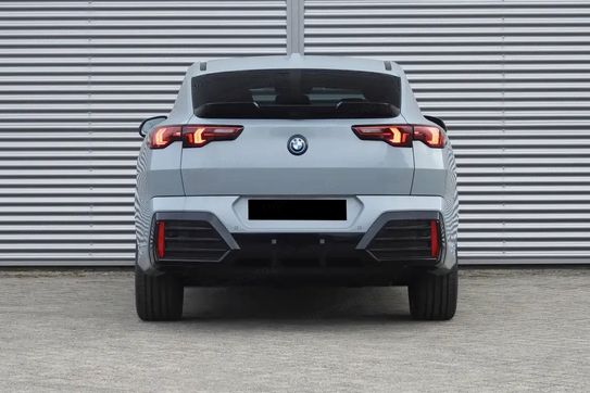 BMW iX2 eDrive20 M Sport