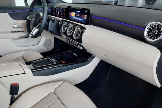 Mercedes A Klasa 200 Progressive