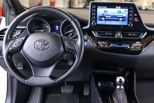 Toyota C-HR 1.8 Hybrid Selection