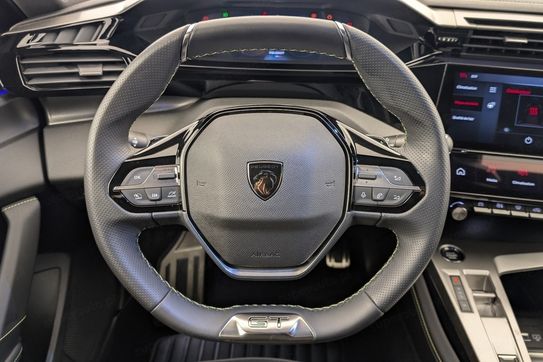 Peugeot 408 GT 1.2 mHEV e-DCS6